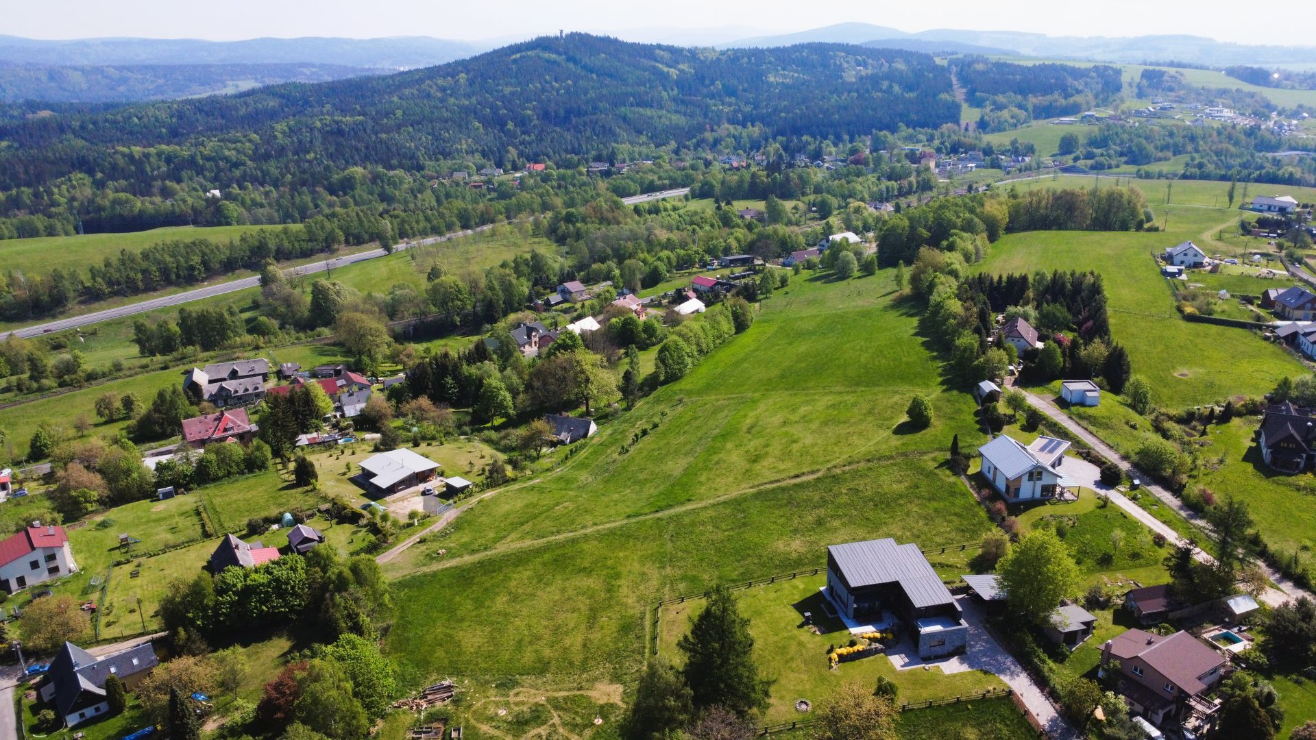 Pozemek pro výstavbu 9 rodinných domů
